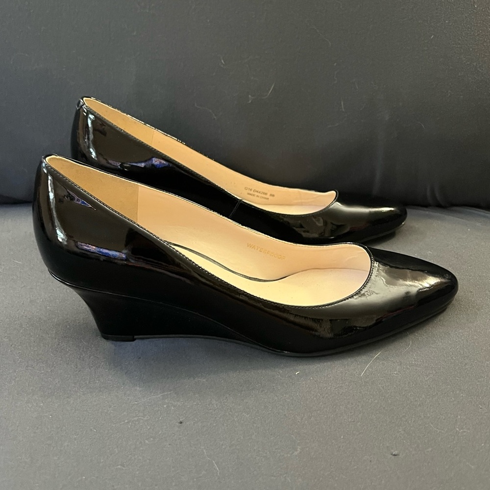 COLE HAAN WEDGES